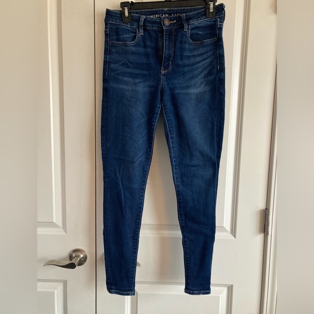American Eagle High Waisted Jeans